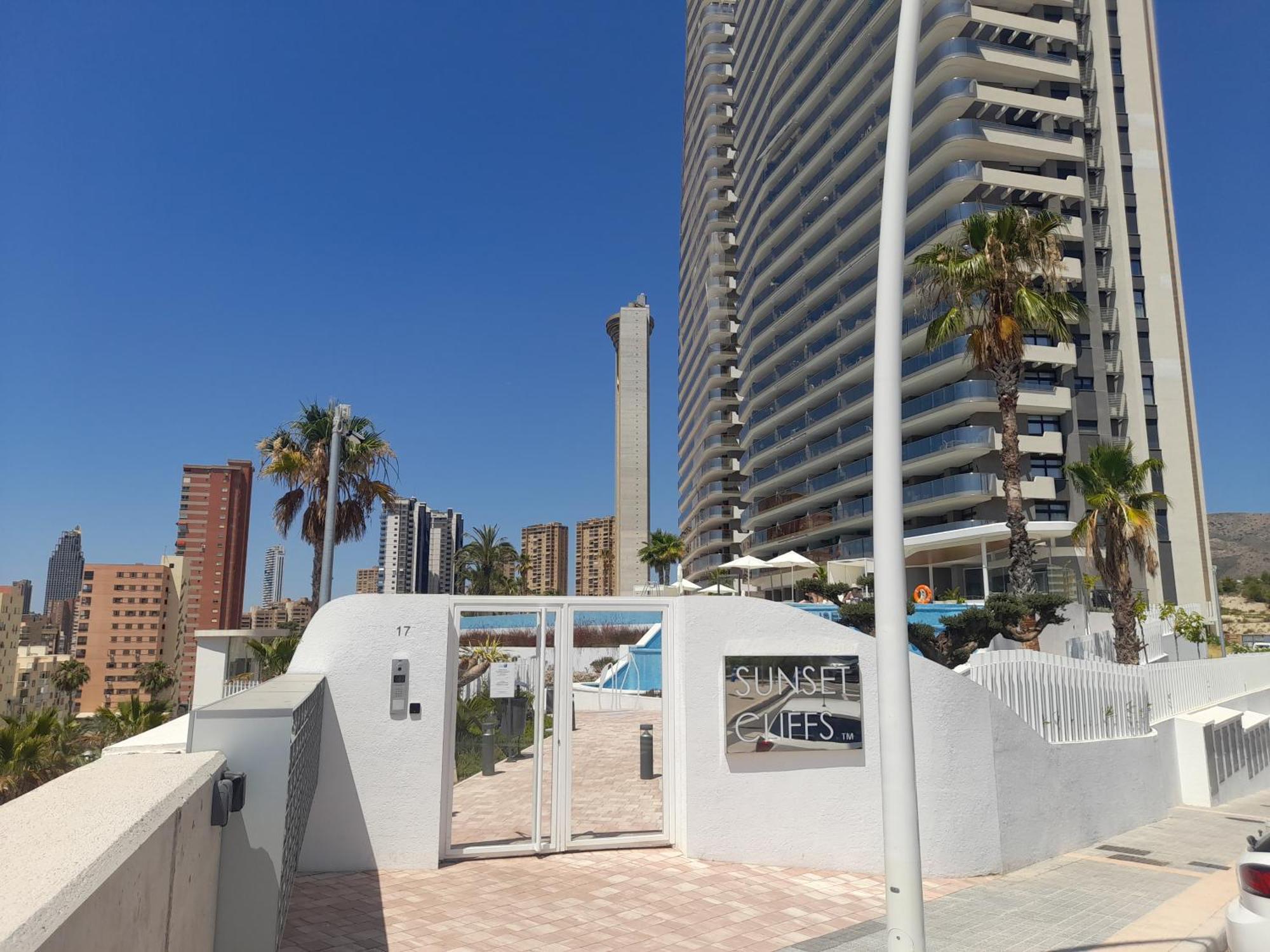 Sunset Cliffs Sea View Apartments 14 Floor Benidorm Exteriör bild